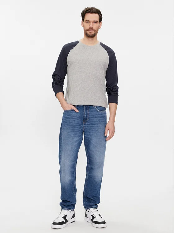 Odważna dusza
 Longsleeve MLT-69OSBOURNEJ Szary Regular Fit