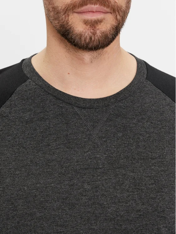 Brave SoulLongsleeve Ciemny Szary Regular Fit "L"