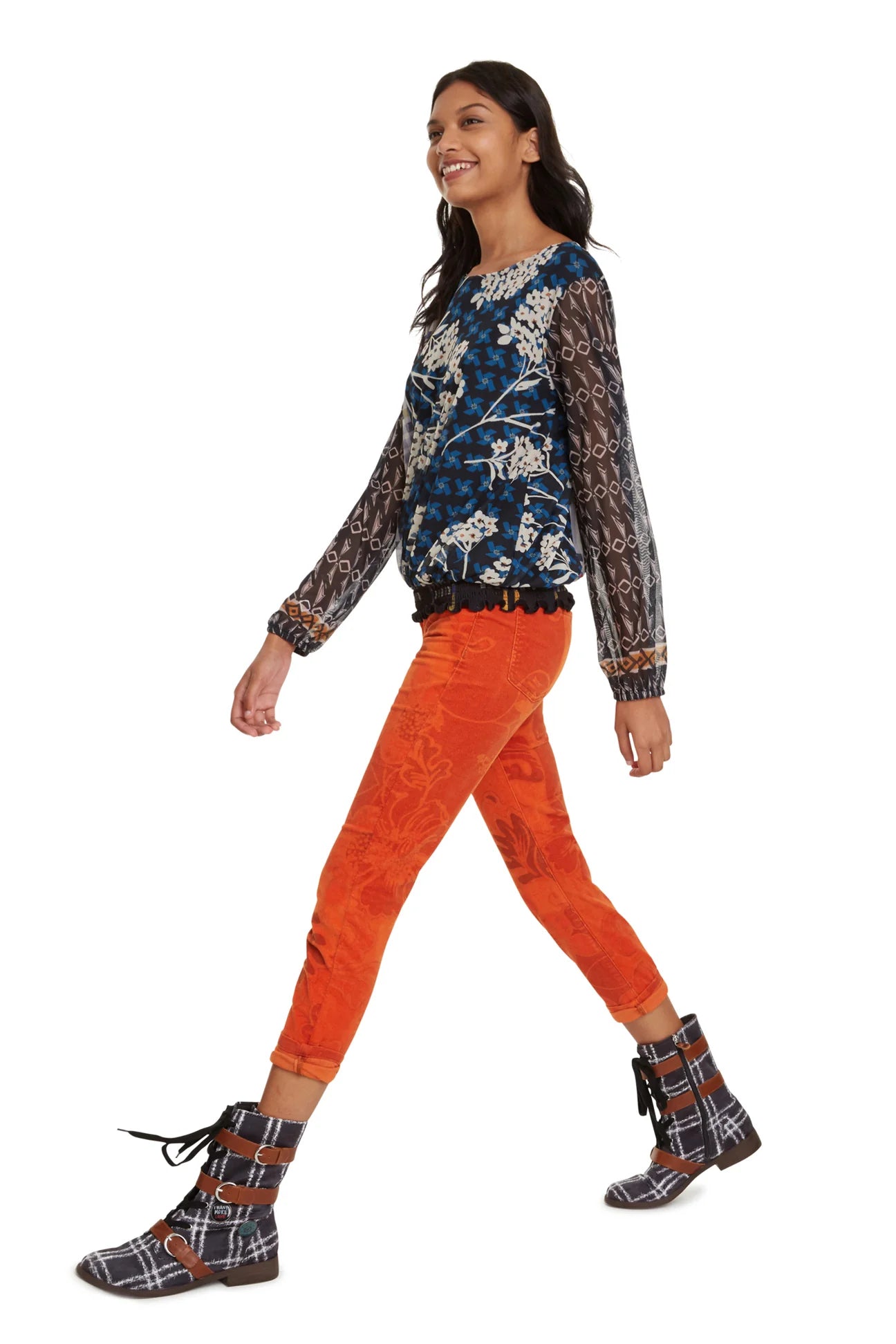 KOSZULKA Z SZYFONOWYM NADRUKIEM CHIARA Z RĘKAWAMI "XL"