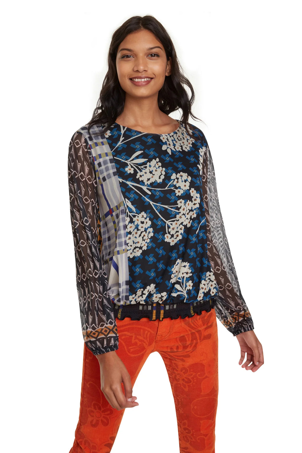 KOSZULKA Z SZYFONOWYM NADRUKIEM CHIARA Z RĘKAWAMI "XL"